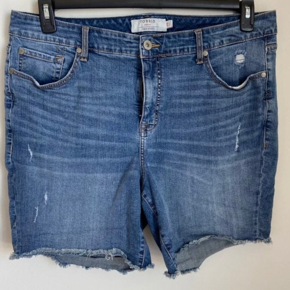 Torrid Cut Off Jean Shorts Size 20